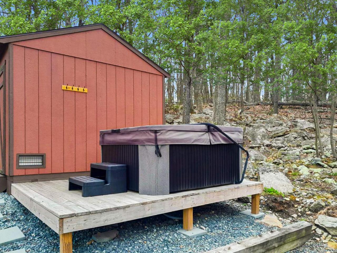 Mountaintop Views, Hot Tub, Deck, Fire Pit & Wifi Augusta Luaran gambar