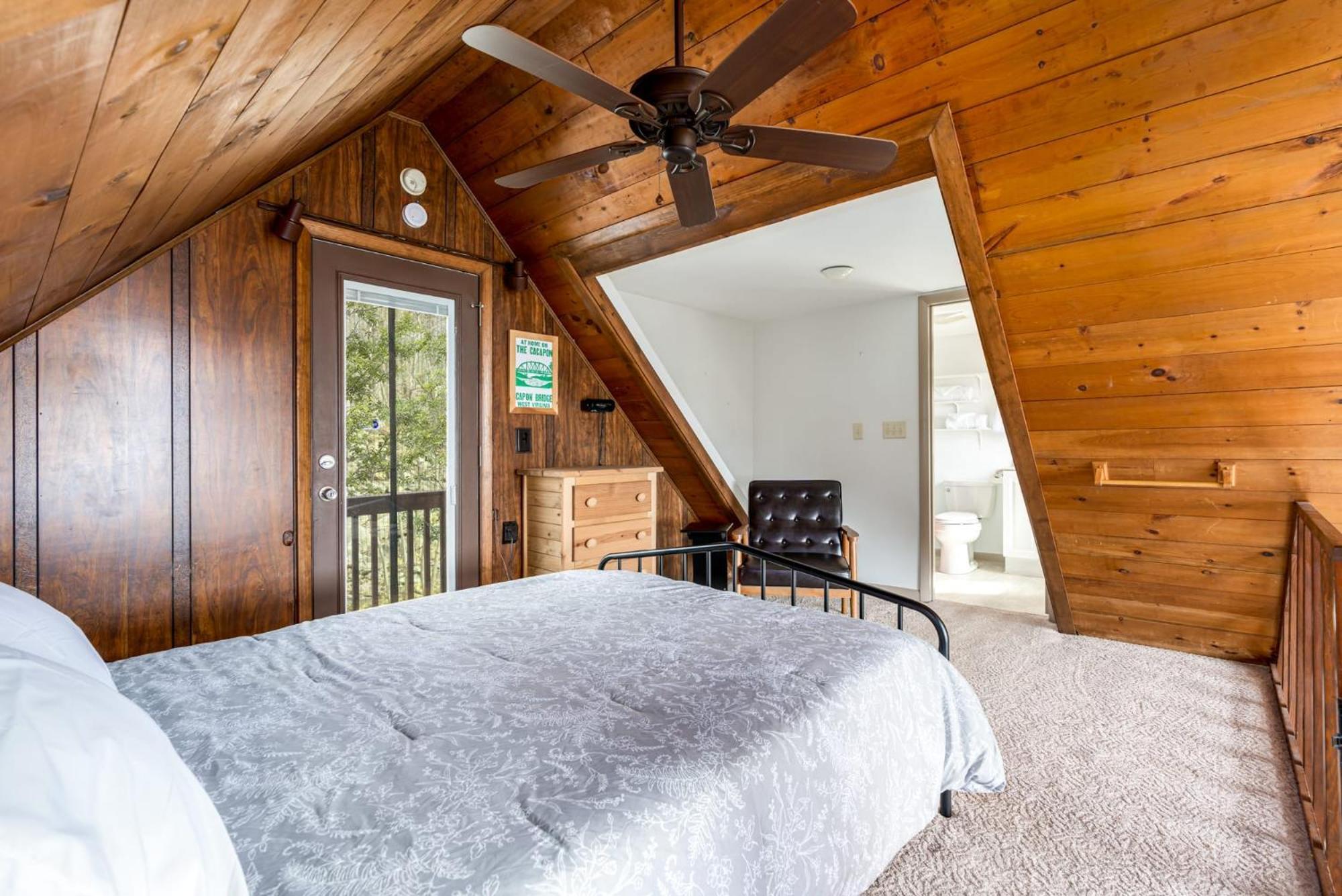 Mountaintop Views, Hot Tub, Deck, Fire Pit & Wifi Augusta Luaran gambar